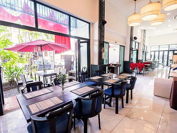 Pad Thai Restaurant & Khon Gallery